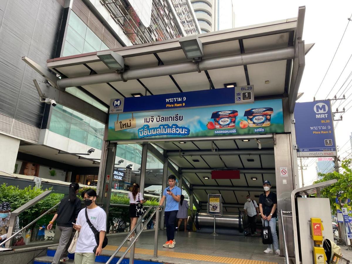 Sura Hostel Bangkok Near Mrt Phra Ram 9 Exterior foto