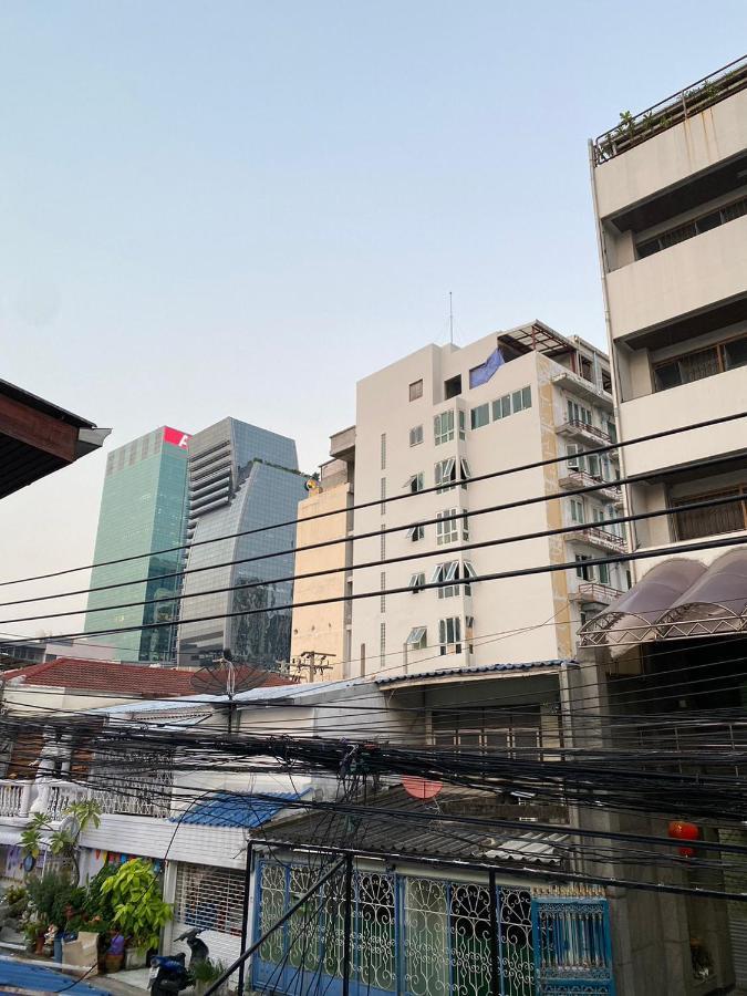 Sura Hostel Bangkok Near Mrt Phra Ram 9 Exterior foto